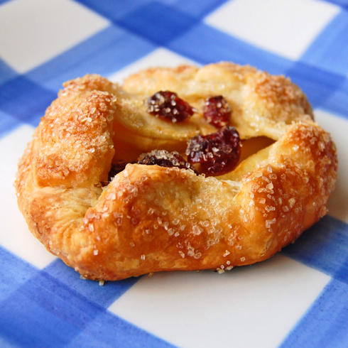 mini apple crostata with cranberries