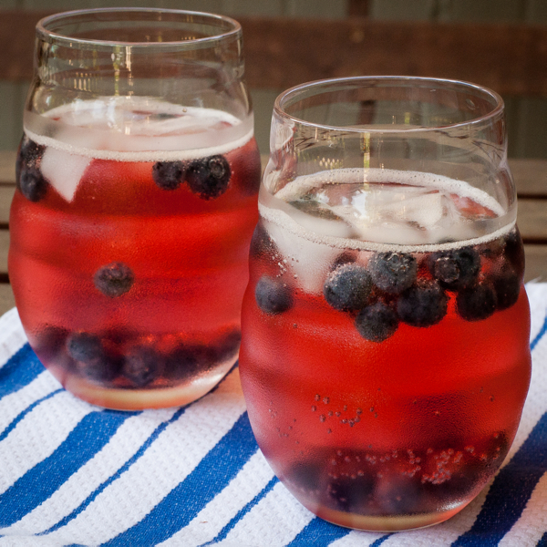SodaStream Source pomegranate fizz with blueberries on eatlivetravelwrite.com