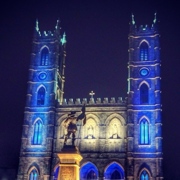 Basilique Notre Dame in Montreal on eatlivetravelwrite.com