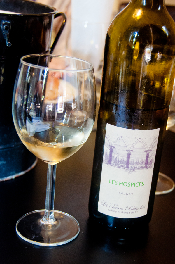 Wine tasting on eatlivetravelwrite.com