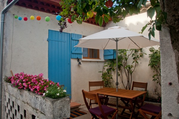 patio maison de la fontaine in nerac on eatlivetravelwrite.com