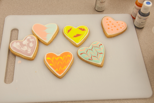 Cookies decorated with Adell Shneer on eatlivetravelwrite.com