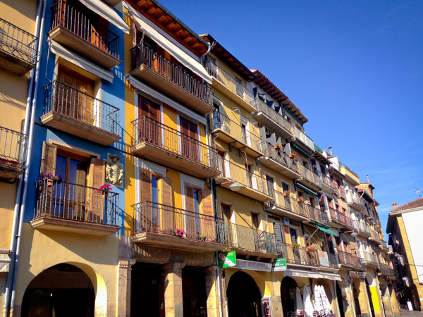 Colourful street in Estella walking the Camino de Santiago on eatlivetravelwrite.com