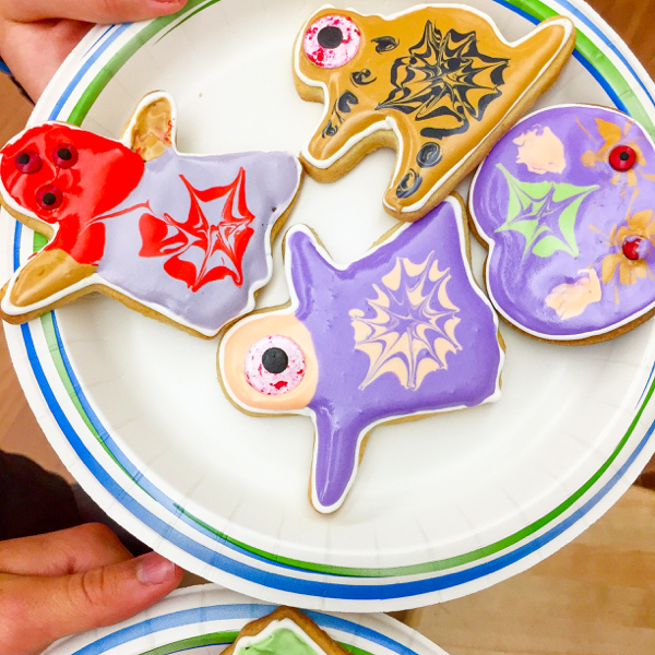 Cookies decorated by kids for Halloween on eatlivetravelwrite.com