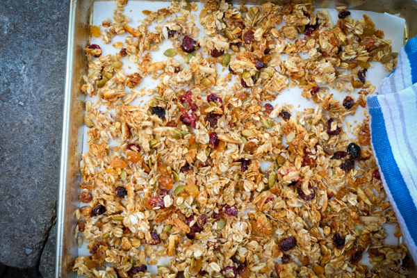 Crispy chewy baked granola