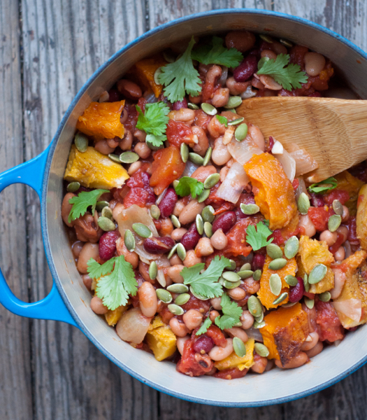 Vegetarian chili with roasted squash