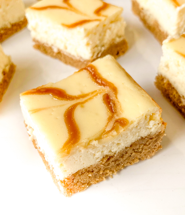 Closeup of a Speculoos Cheesecake Bar